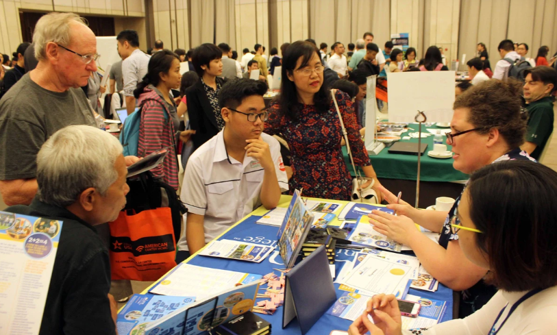 GIẢI PHÁP CHO PHỤ HUYNH, HỌC SINH KHI THỊ TRƯỜNG DU HỌC BIẾN ĐỘNG